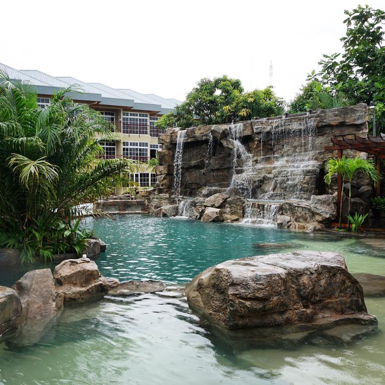 Jacana Amazon Wellness Resort ปารามารีโบ ภายนอก รูปภาพ